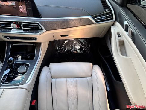 Used 2023 BMW X5 sDrive40i w/ M Sport Package RWD image 16