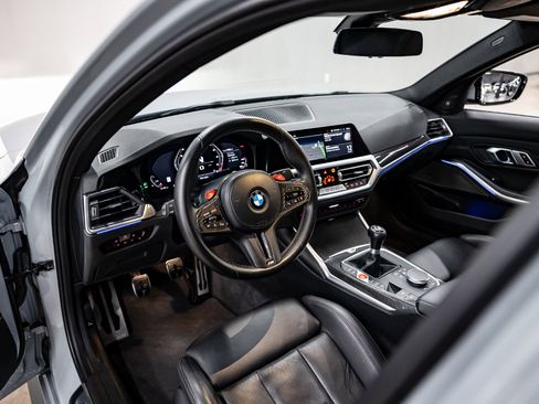 Used 2022 BMW M3 image 37