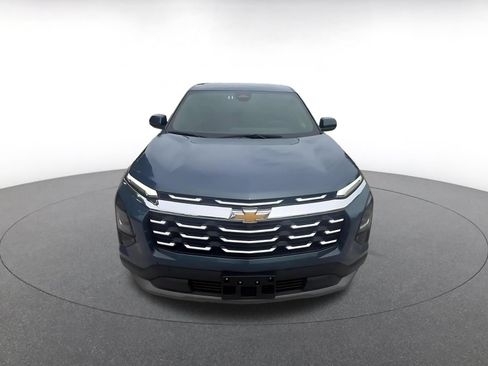 Used 2025 Chevrolet Equinox LT FWD image 4
