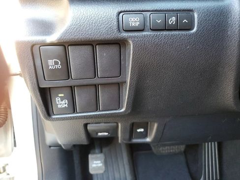 Used 2020 Lexus IS 300 w/ Accessory Package 2 image 21