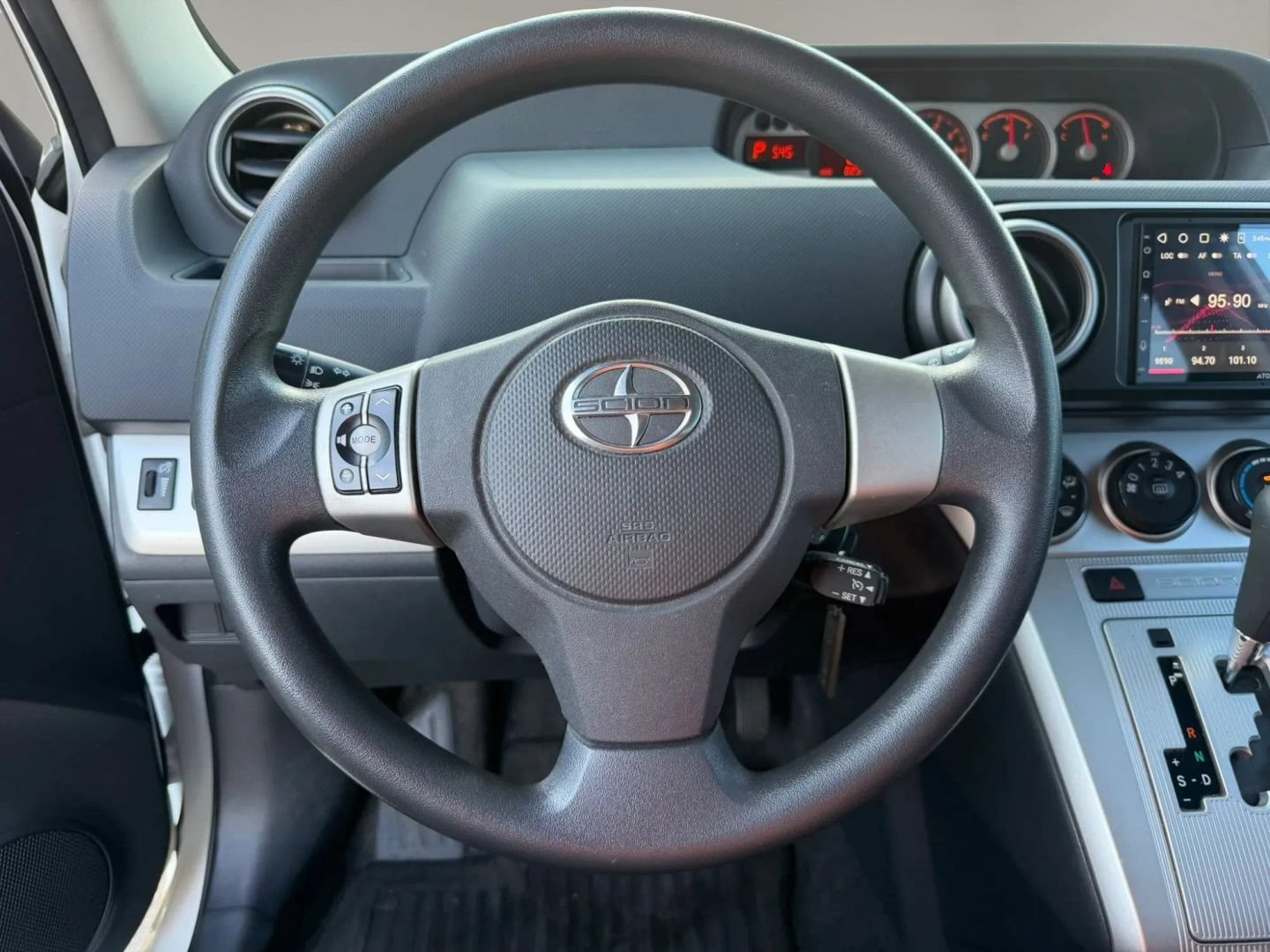 Used 2010 Scion xB FWD image 20