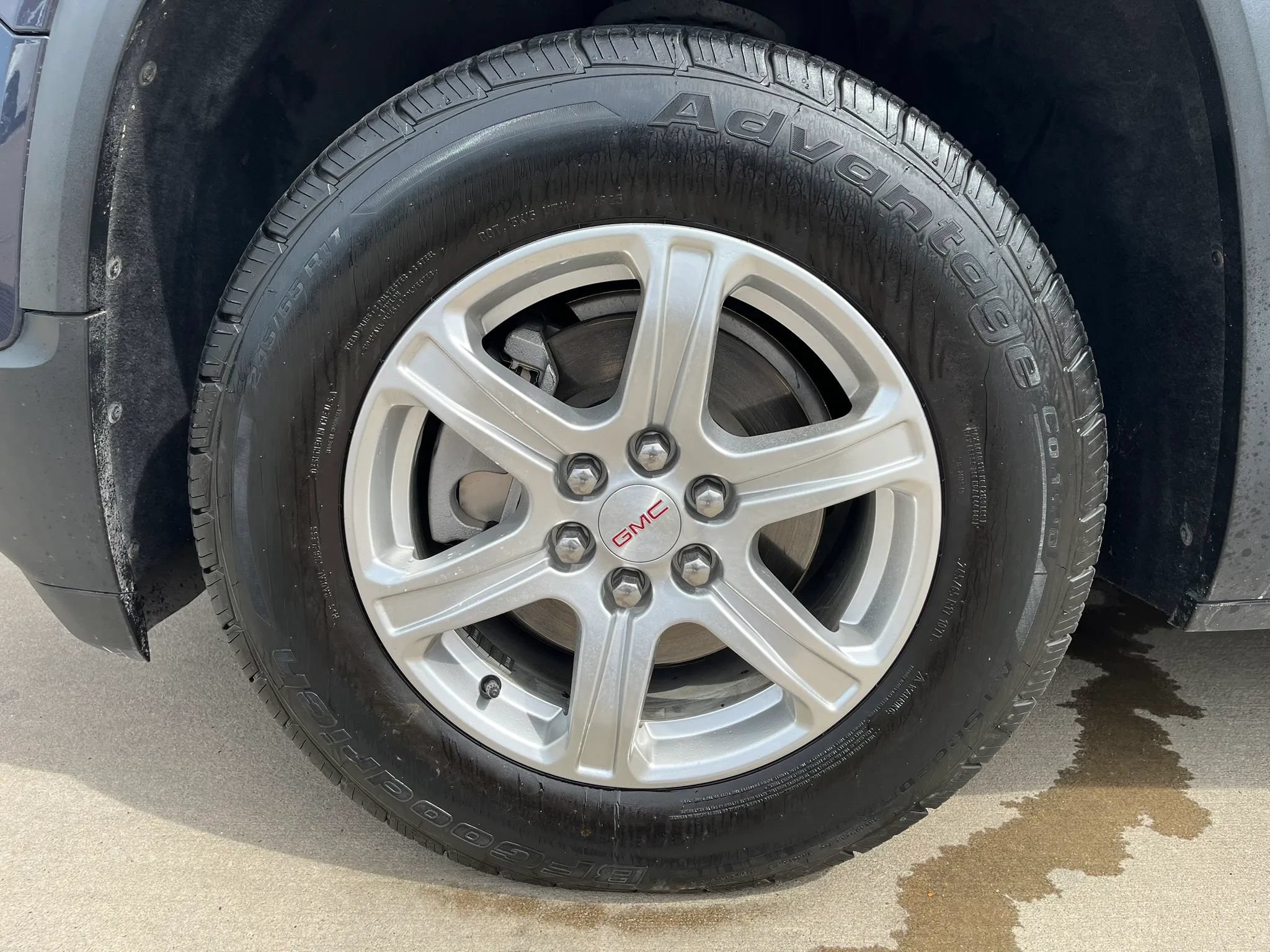 Used 2019 GMC Acadia SLE AWD/4WD image 22