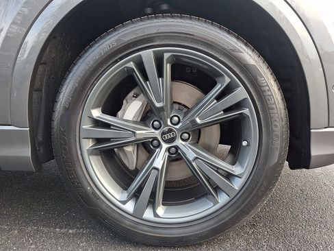 New 2026 Audi Q8 Premium image 7