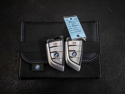 Used 2023 BMW X5 xDrive40i w/ Premium Package image 50