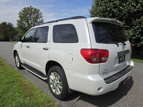 Used 2008 Toyota Sequoia Platinum AWD/4WD image 8