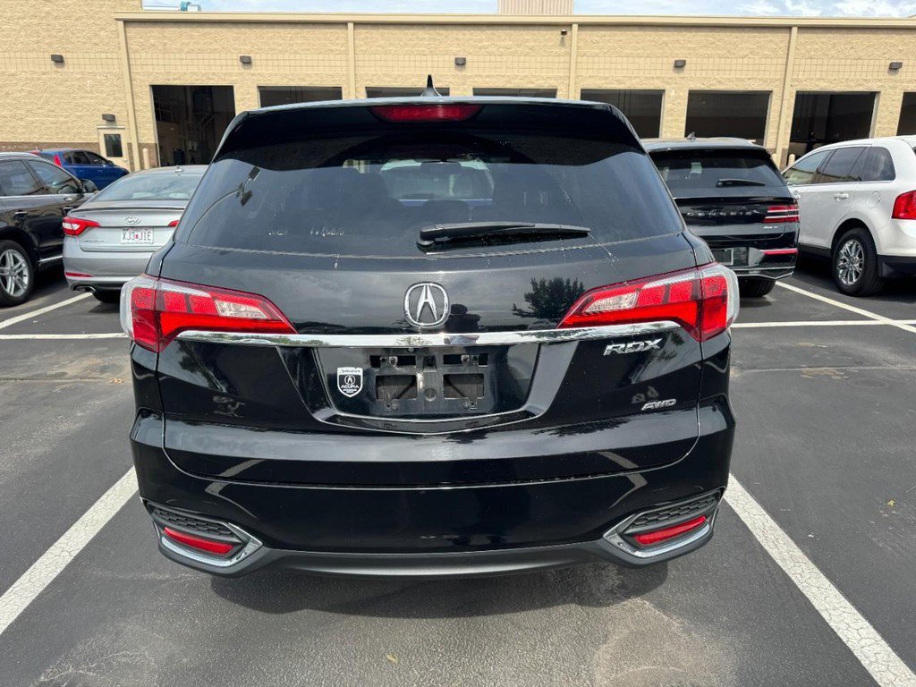 Used 2017 Acura RDX w/ Technology Package AWD/4WD image 4
