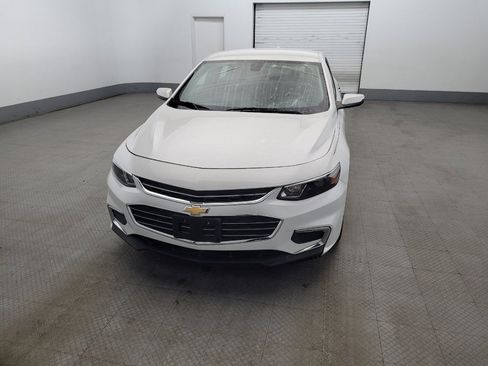 Used 2018 Chevrolet Malibu Premier FWD image 15