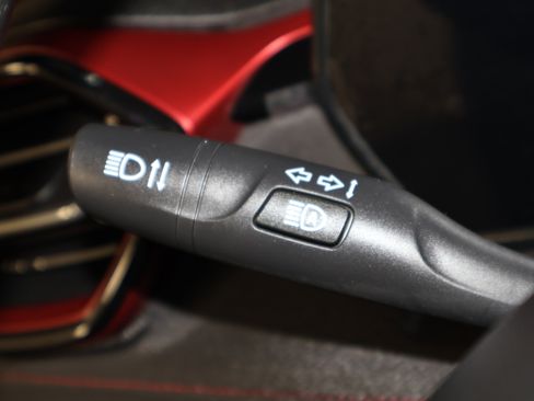 Used 2025 Chevrolet TrailBlazer RS w/ Convenience Package image 22