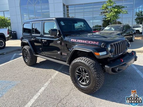 Used 2025 Jeep Wrangler Unlimited Rubicon AWD/4WD image 32