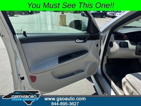 Used 2016 Chevrolet Impala Limited LS FWD image 13