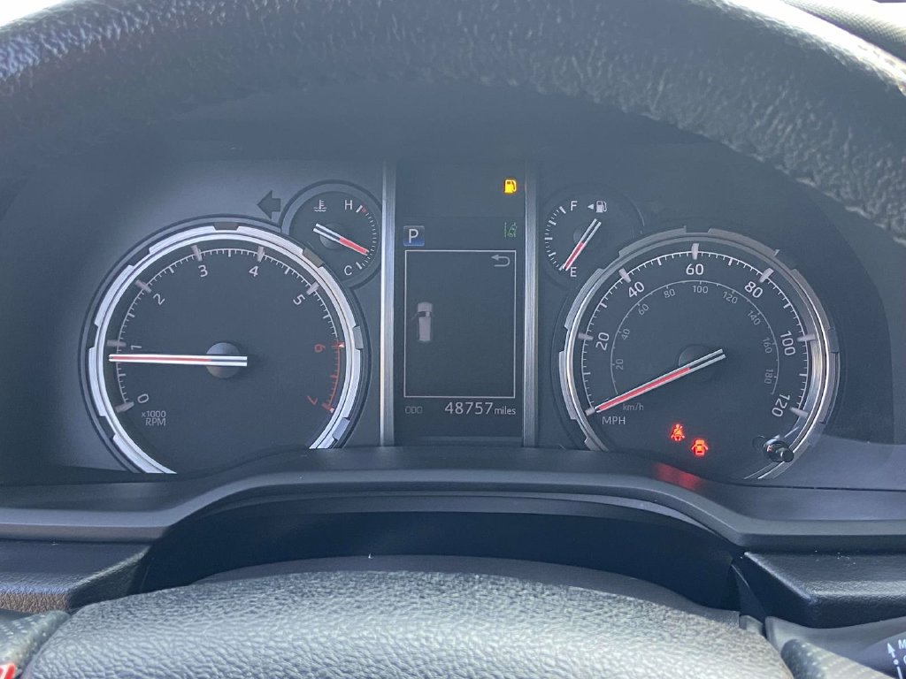 Used 2023 Toyota 4Runner TRD Off-Road Premium w/ Moonroof Package AWD/4WD image 37