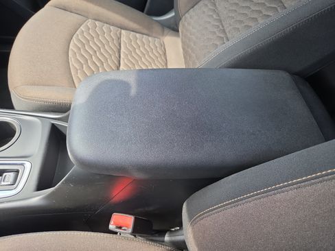 Used 2018 Chevrolet Equinox LT FWD image 24