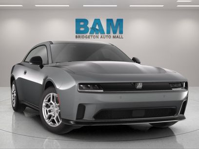 New 2025 Dodge Charger R/T w/ Sun & Sound Package