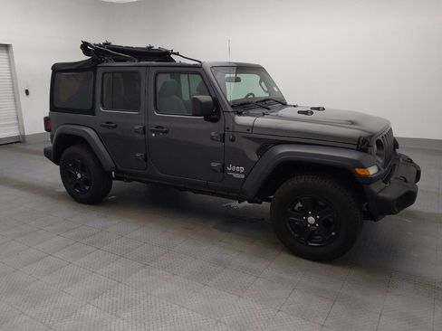Used 2018 Jeep Wrangler Unlimited Sport S AWD/4WD image 11