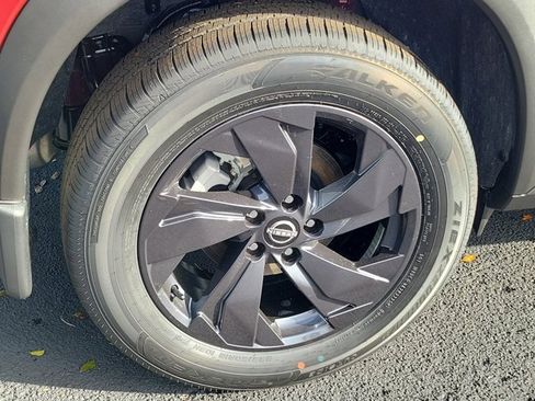 New 2026 Nissan Rogue SV image 3