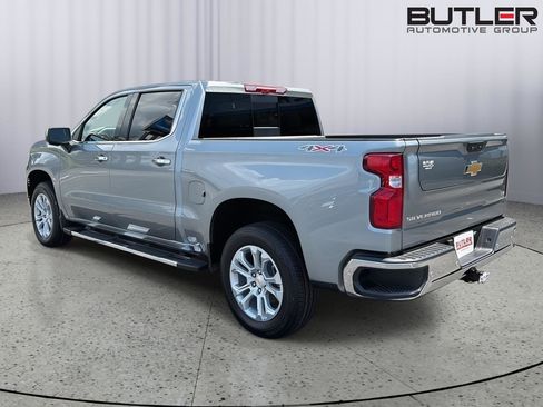 New 2026 Chevrolet Silverado 1500 LTZ w/ LTZ Premium Package AWD/4WD image 4