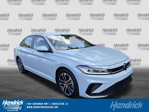 Used 2026 Volkswagen Jetta Sport FWD image 1