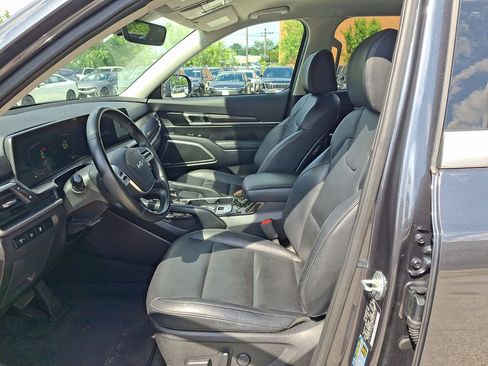 Used 2023 Kia Telluride S AWD/4WD image 25