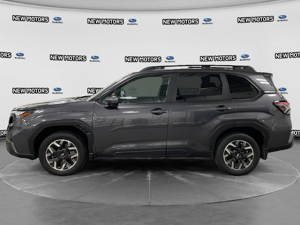 Used 2026 Subaru Forester Premium AWD/4WD image 2