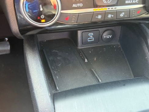 Used 2022 Ford Escape SEL w/ Technology Package AWD/4WD image 33