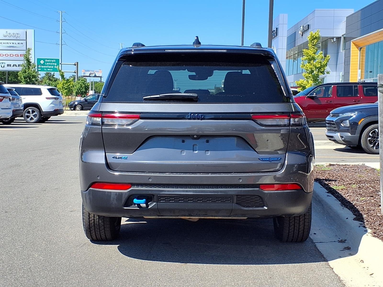 Certified 2024 Jeep Grand Cherokee Trailhawk AWD/4WD image 23