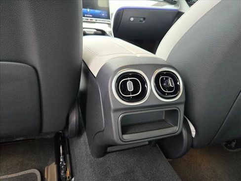 Used 2022 Mercedes-Benz C 300 Sedan image 14