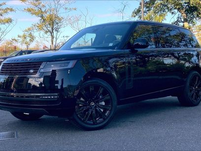New 2025 Land Rover Range Rover Long Wheelbase SE