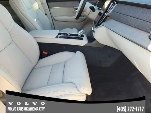 Used 2026 Volvo XC90 B6 Ultra image 13