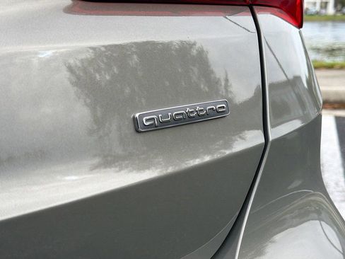 Used 2020 Audi Q3 2.0T Premium w/ Convenience Package AWD/4WD image 45