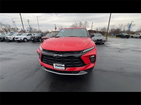 Certified 2024 Chevrolet Blazer LT w/ Convenience Package image 3