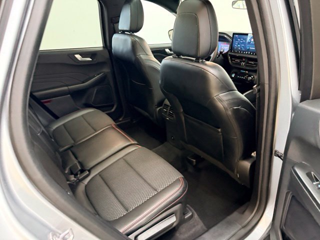 Used 2023 Ford Escape ST-Line w/ Tech Pack #1 AWD/4WD image 40