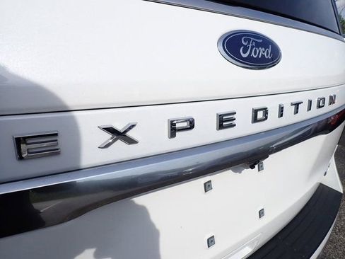Certified 2023 Ford Expedition Max Platinum AWD/4WD image 5