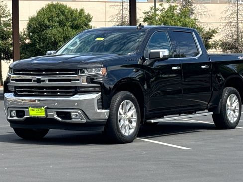 Used 2022 Chevrolet Silverado 1500 LTZ w/ LTZ Premium Package AWD/4WD image 16