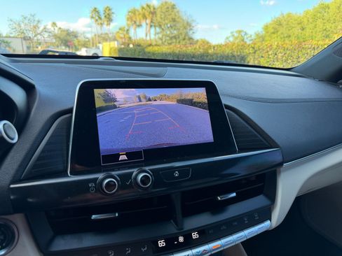 Used 2023 Cadillac CT4 Luxury w/ Cold Weather Package image 37