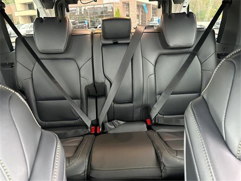 New 2025 Ford Bronco Badlands image 18