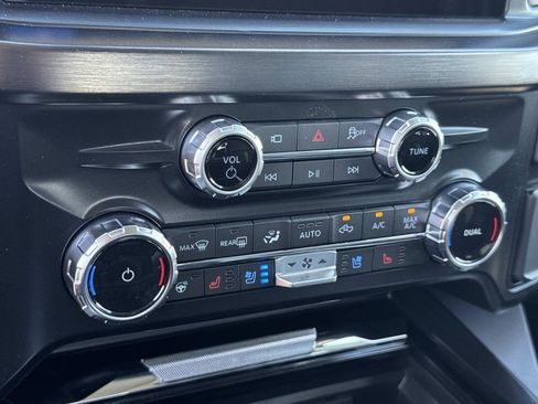 New 2025 Ford F350 Lariat w/ Lariat Ultimate Package image 13