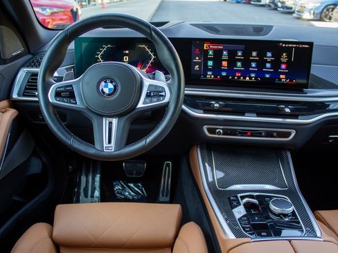 Used 2025 BMW X5 M60i w/ Climate Comfort Package image 13