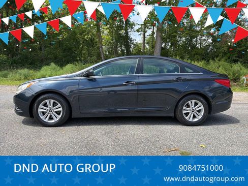 Used 2011 Hyundai Sonata GLS w/ Popular Equipment Pkg 2 FWD image 1