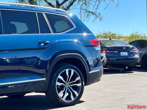 Used 2021 Volkswagen Atlas SEL Premium AWD/4WD image 10