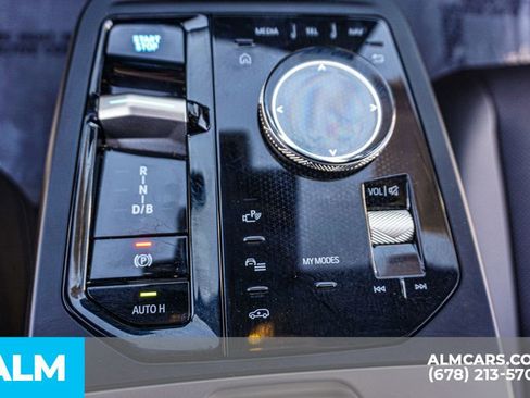 Used 2022 BMW iX xDrive50 w/ Dynamic Handling Package image 45