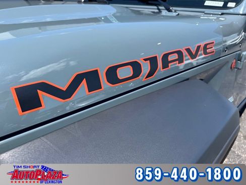 Used 2025 Jeep Gladiator Mojave w/ Convenience Group AWD/4WD image 14