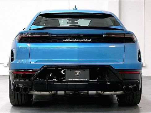 Used 2025 Lamborghini Urus SE image 5