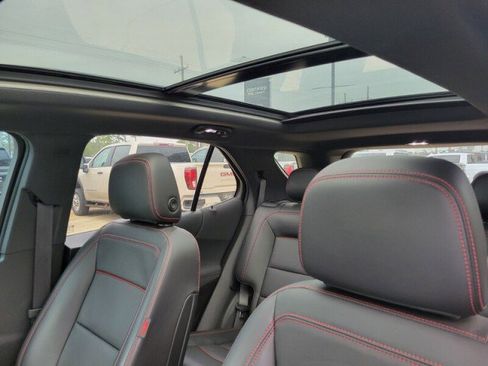 Used 2022 Chevrolet Equinox RS w/ RS Leather Package image 25