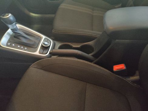 Used 2023 Hyundai Venue SEL w/ Cargo Package FWD image 26