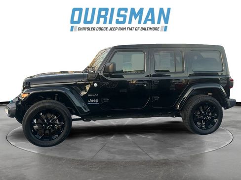 Used 2023 Jeep Wrangler Unlimited Sahara w/ Cold Weather Group image 3