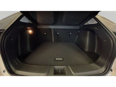 New 2026 Chevrolet Trax ACTIV w/ Sunroof Package FWD image 17