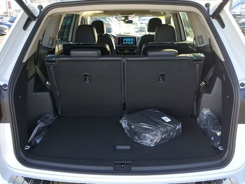 New 2026 Volkswagen Atlas SEL Premium R-Line AWD/4WD image 9
