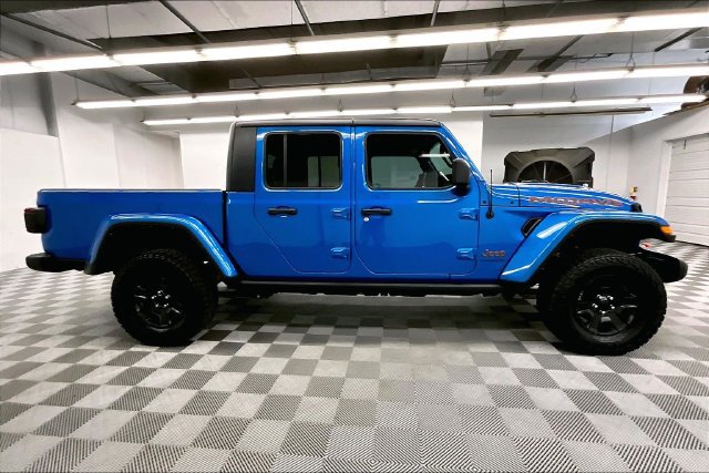 Used 2023 Jeep Gladiator Mojave w/ LED Lighting Group AWD/4WD image 16