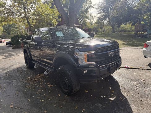 Used 2018 Ford F150 Lariat image 3