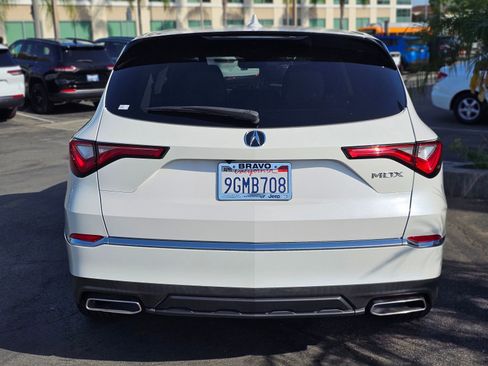 Used 2023 Acura MDX FWD image 6